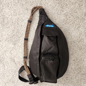 Kavu Black Mini Sling Bag